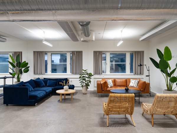 Bay Lounge | VillageWorks Kuva 5