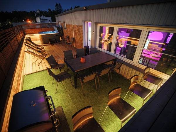 Helsingin saunatilat Oy: UARC Events Sauna & Rooftop Tattis Kuva 3