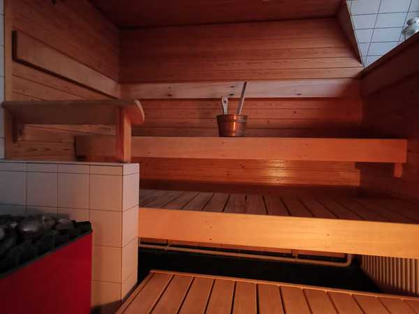 Lemmenhotellin Sauna pieni Kuva 1