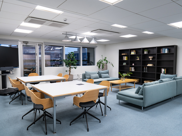 Bay Lounge | VillageWorks Kuva 6